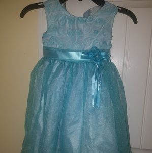 Toddlers Turquoise flowery dress
